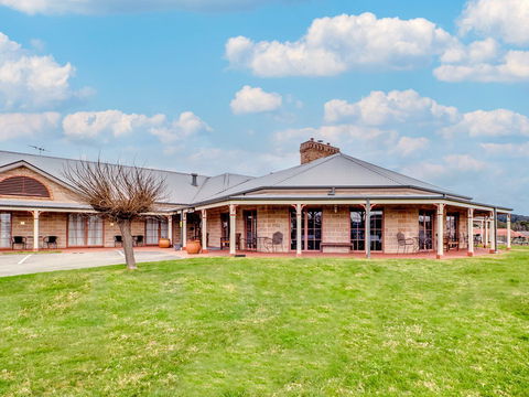 The Bowen Inn Motel - Sydney 4u 0