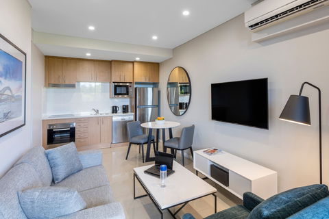 Meriton Suites Waterloo - Sydney 4u 1