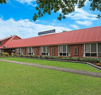 AAt 28 Goldsmith Motel - Accommodation Sydney