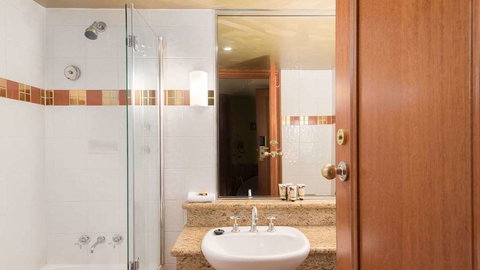 Country Club Tasmania - Accommodation Sydney 3