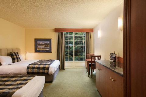 Country Club Tasmania - Accommodation Sydney 5