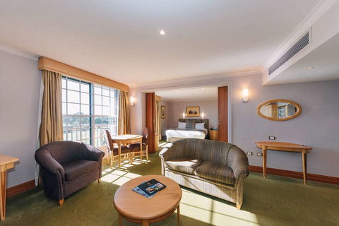 Country Club Tasmania - Accommodation Sydney 9