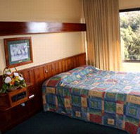 Village Family Motor Inn - Accommodation Sydney