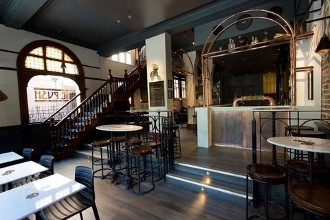 The Russell Hotel - Sydney 4u 2