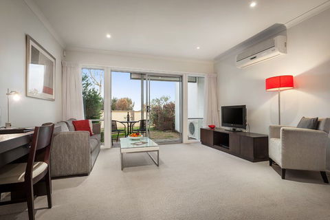 Quest Sanctuary Lakes - Accommodation Sydney 2