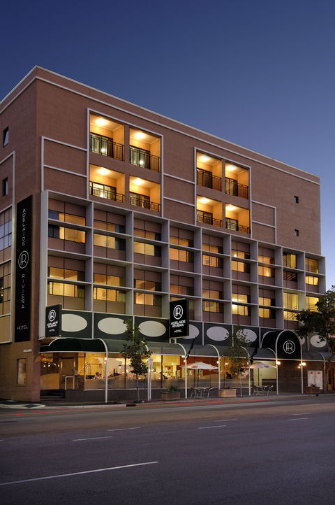 Adelaide Riviera Hotel - Sydney 4u 0