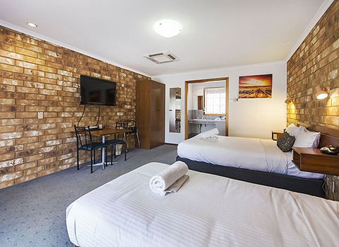 Clare Central Motel - Sydney 4u 1