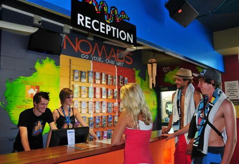 Nomads Cairns Backpackers Resort - Sydney 4u 1