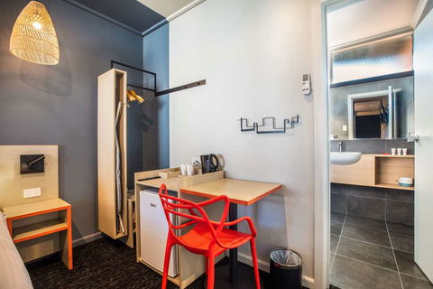 Monash Hotel - Sydney 4u 2