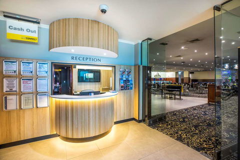 Nightcap At Seaford Hotel - Sydney 4u 1