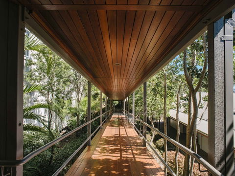 Mercure Clear Mountain Lodge - Sydney 4u 2
