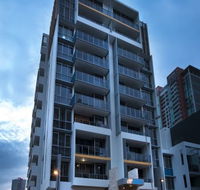 Meriton Suites Southport - Accommodation Sydney
