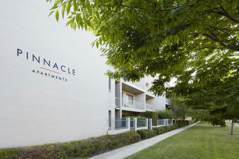 Pinnacle Apartments - Sydney 4u 0
