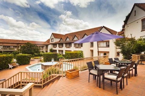 Mercure Canberra - Sydney 4u 28
