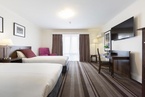 Mercure Canberra - Sydney 4u 10
