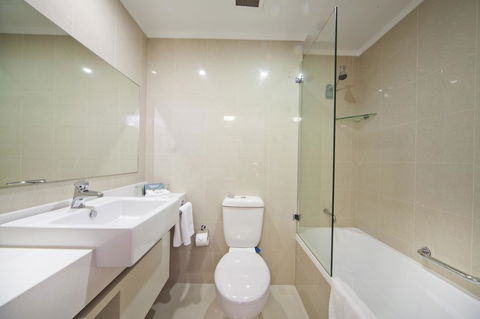Mercure Canberra - Sydney 4u 33
