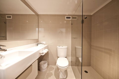 Mercure Canberra - Sydney 4u 36