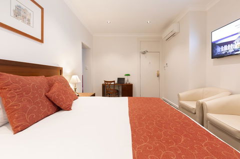 Mercure Canberra - Sydney 4u 20