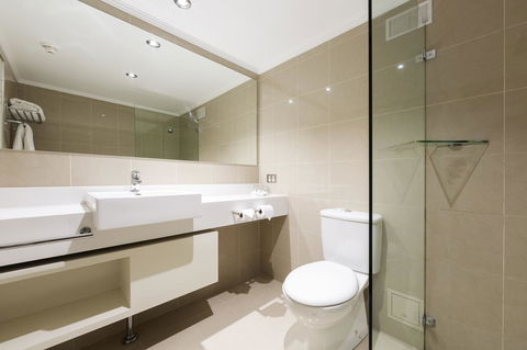 Mercure Canberra - Sydney 4u 13
