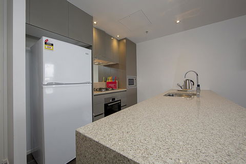 Manhattan 303 Canberra City ACT - Sydney 4u 14
