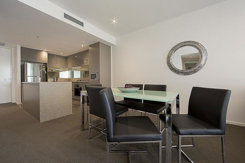 Manhattan 303 Canberra City ACT - Sydney 4u 30