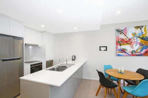IQ Smart Apartments 704 Braddon ACT - Sydney 4u 3