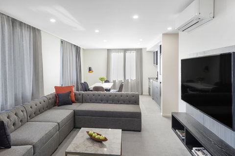 Deco Hotel Canberra - Sydney 4u 9