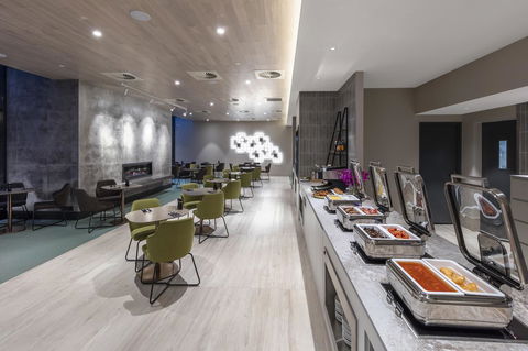 Deco Hotel Canberra - Sydney 4u 2