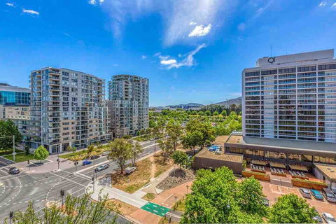 Spacious 1BR Stylish New Acton Apartment +Parking - Sydney Resort 18