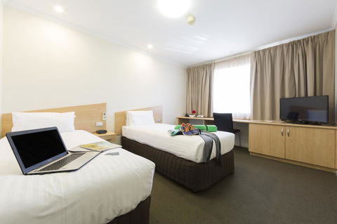 Ramada Encore Belconnen - Sydney 4u 30