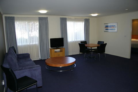 Ramada Encore Belconnen - Sydney 4u 18