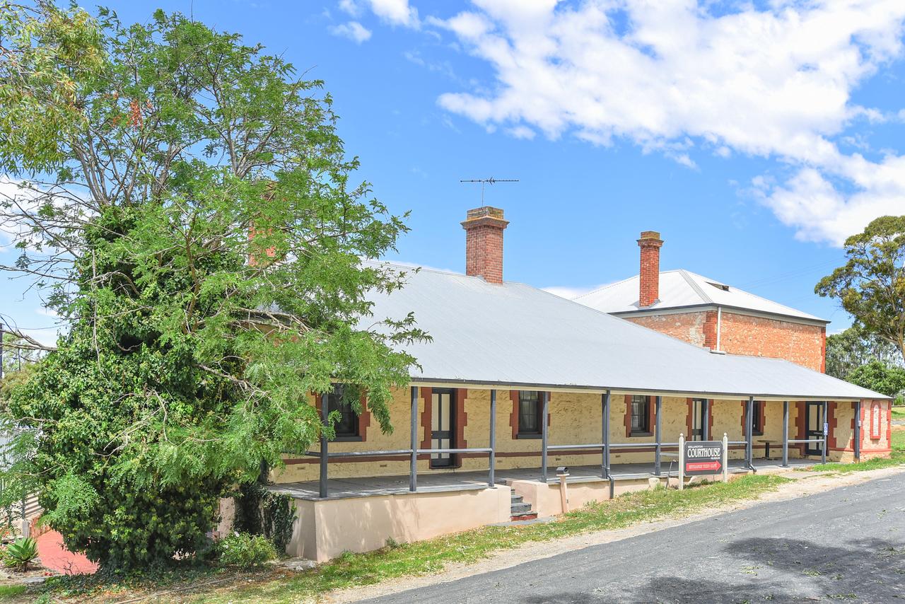Geranium Plains SA Sydney 4u