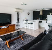 Lure Bed and Breakfast - Sydney 4u