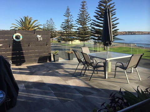 Crystal Blue Apartment - Sydney 4u 4