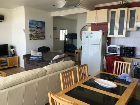 Crystal Blue Apartment - Sydney 4u 23