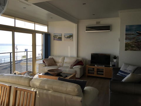 Crystal Blue Apartment - Sydney 4u 36