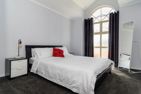 Port Adelaide Harbourside House - Sydney 4u 8
