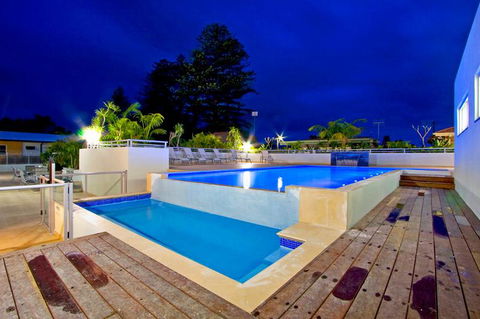 Lakeside Waterfront Apartment The Entrance - Sydney 4u 14