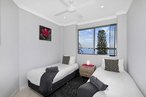 Lakeside Waterfront Apartment The Entrance - Sydney 4u 9