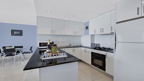 Lakeside Waterfront Apartment The Entrance - Sydney 4u 1