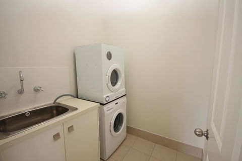 Wallaroo Marina Apartments - Sydney 4u 40