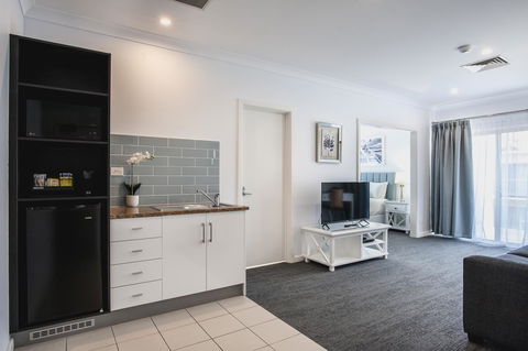 Marina Hotel - Sydney 4u 12