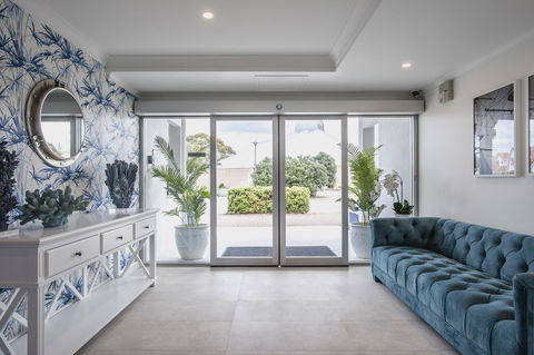 Marina Hotel - Sydney 4u 18