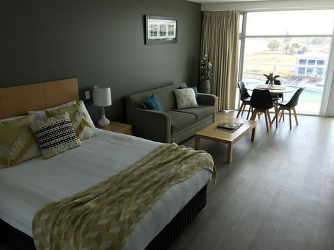 Ocean View Luxury Apartment & Suite - Sydney 4u 25