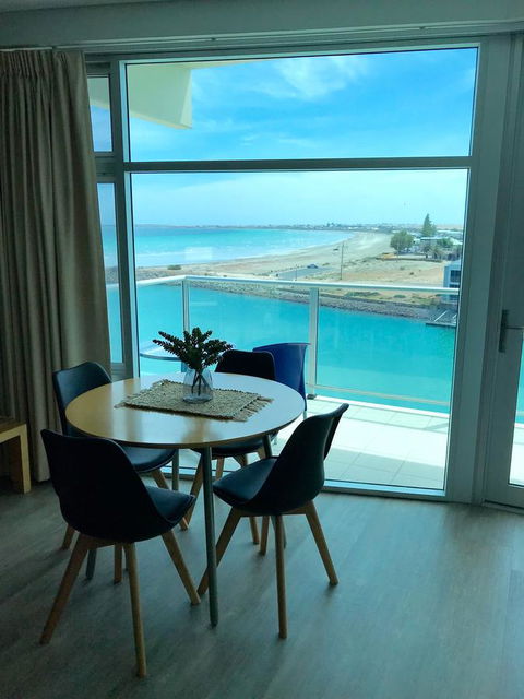 Ocean View Luxury Apartment & Suite - Sydney 4u 22