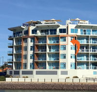 Wallaroo Marina Waterfront Luxe Apartment - Sydney 4u