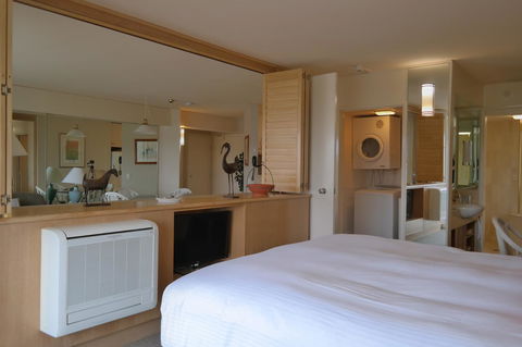 Pacific Bay Resort - Accommodation Sydney 32