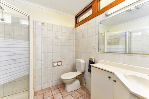 William Macintosh Motor Lodge - Sydney 4u 12