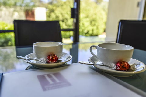 William Macintosh Motor Lodge - Sydney 4u 33