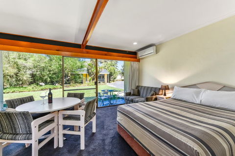 William Macintosh Motor Lodge - Sydney 4u 20